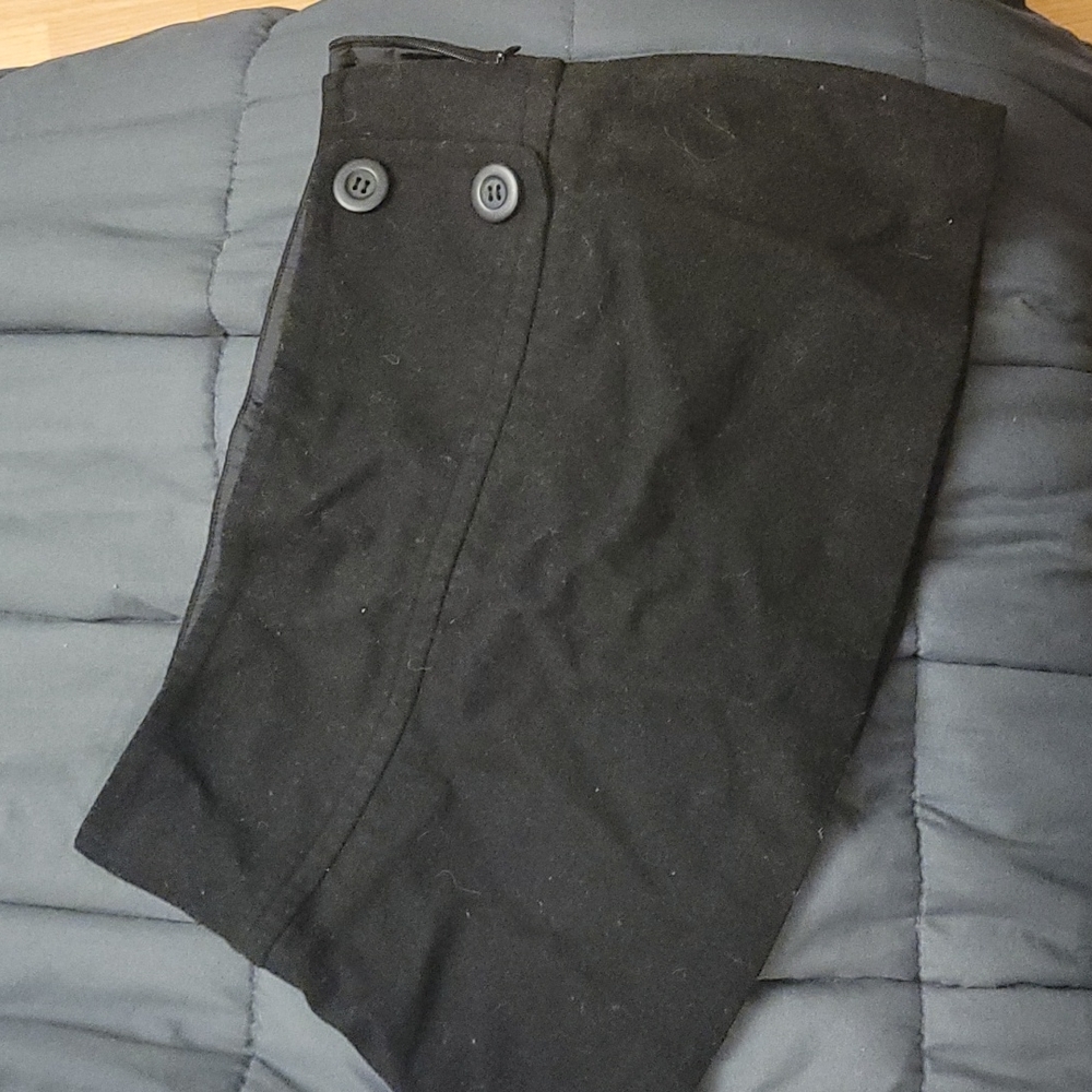 Forever 21 Black Mini Skirt medium